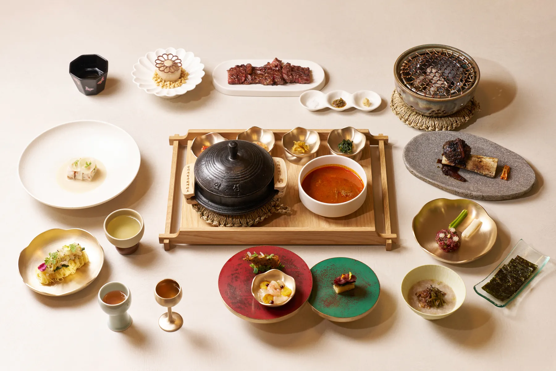 호화 코스 상차림 전경 — 한우 구이와 솥밥, 韓国焼肉 코스